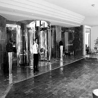 Hotell Ax The Palace