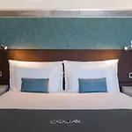 Ax The Palace מלון 5*
