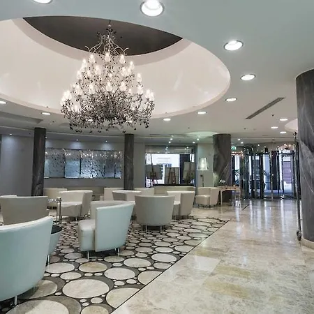 Ax The Palace Hotel