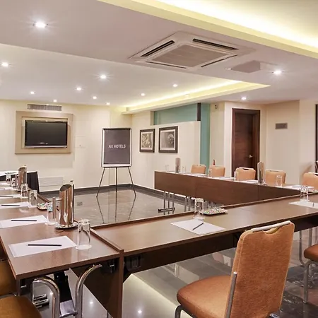 Ax The Palace Otel 5*