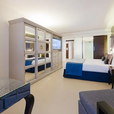 Ax The Palace Hotel 5*