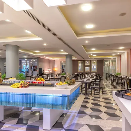 Ax The Palace Hotel 5*