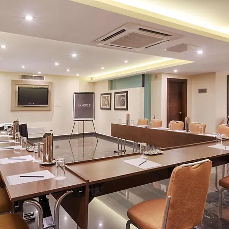 Ax The Palace Hotel 5*