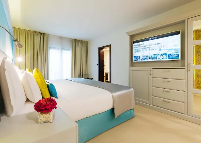 Hotel Ax The Palace 5*