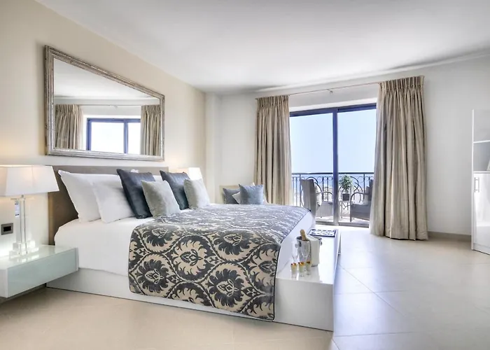 Ax The Palace Sliema