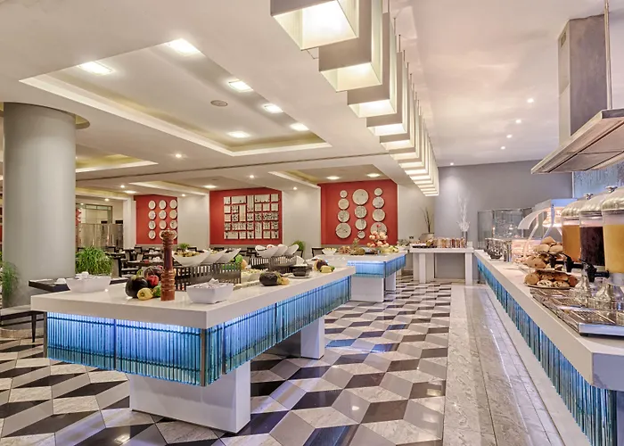 Hotel Ax The Palace 5*