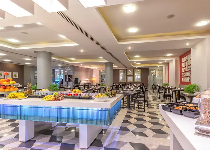 Ax The Palace Hotel 5*