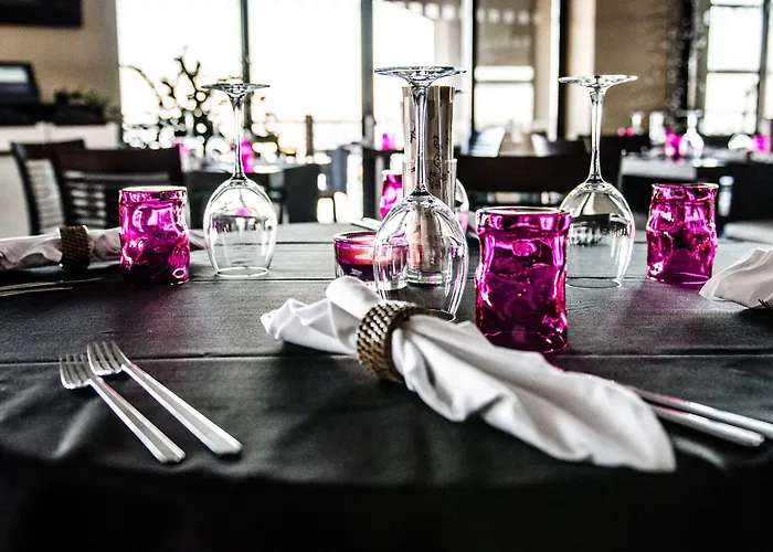 Ax The Palace Hotell